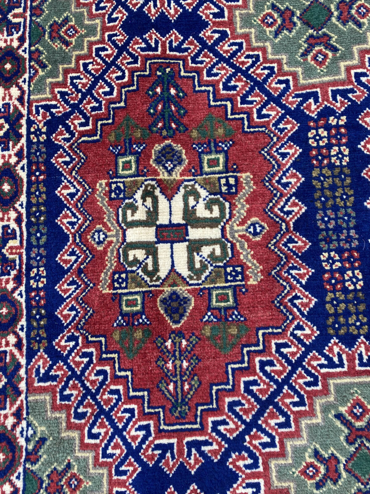 Handmade Traditional Wool Rug 205 cm x 153 cm   SK#1119