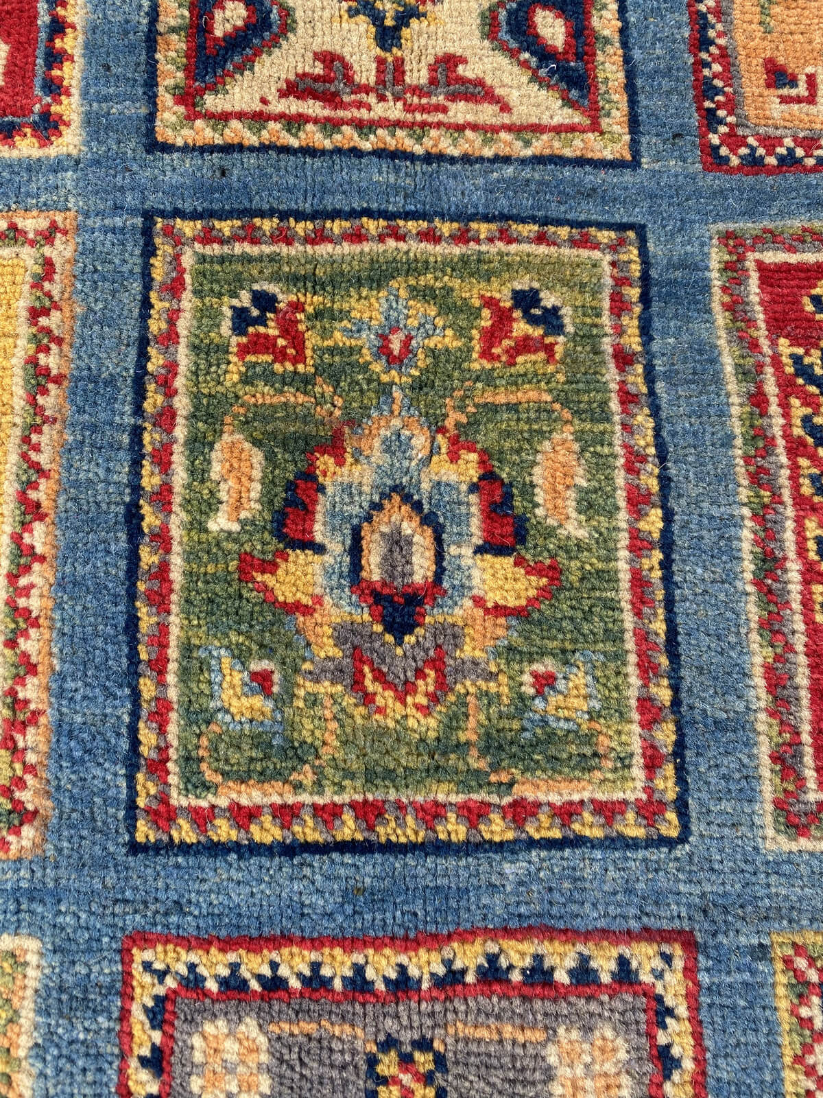 Handmade Afghan Chobi Rug 246 cm x 171 cm SK#1130