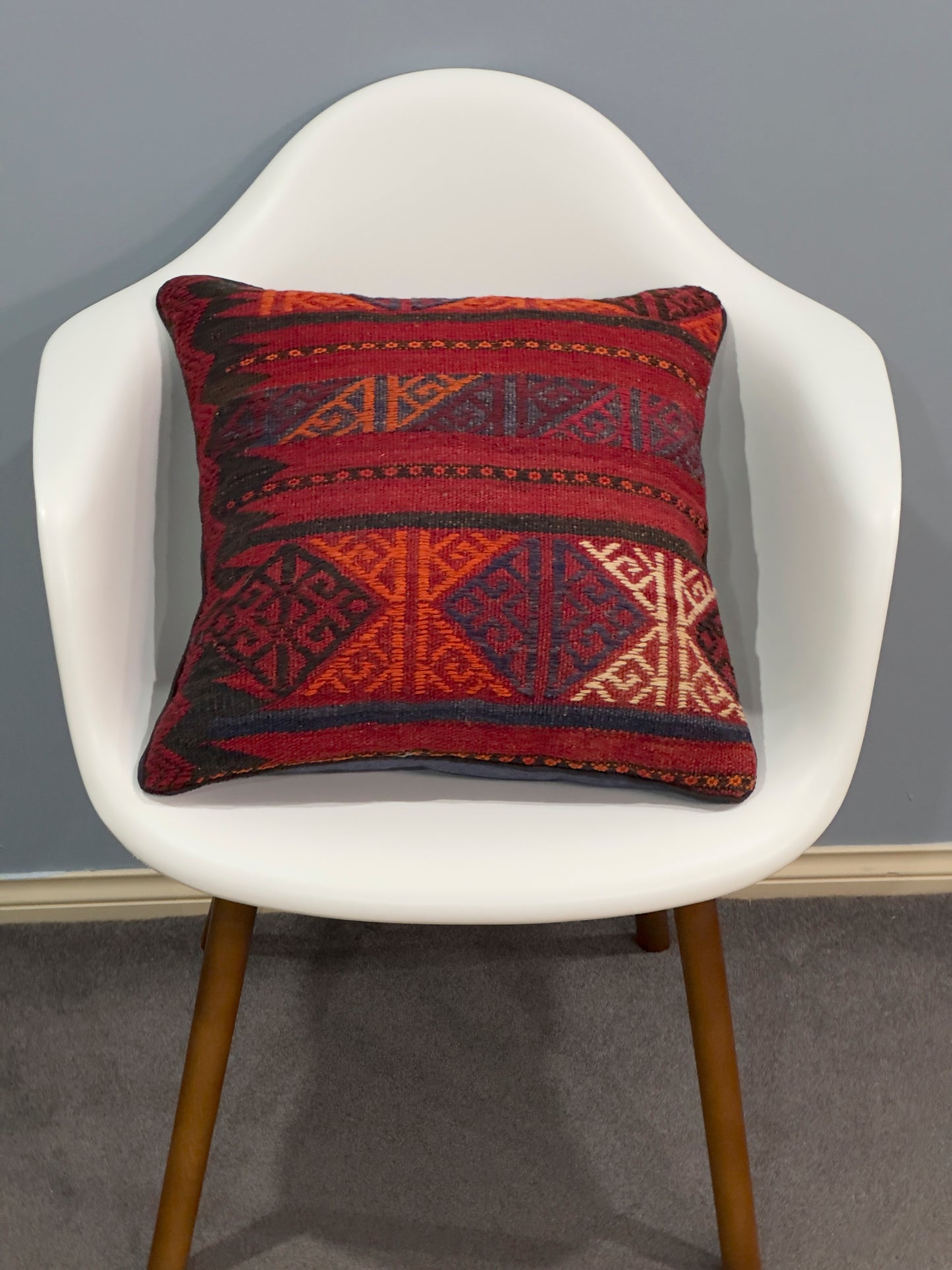 Traditional Kilim Cushion Cover | 45 CM x 45 CM AF#49