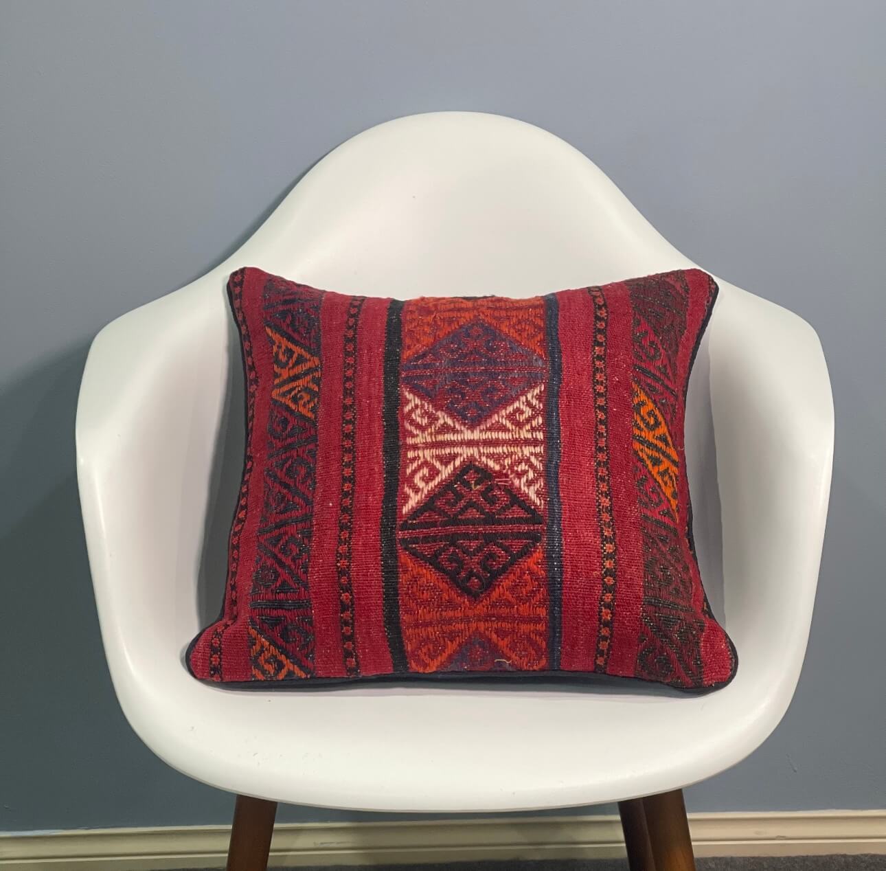 Traditional Cushion cover 45cm X 45cm AF#270