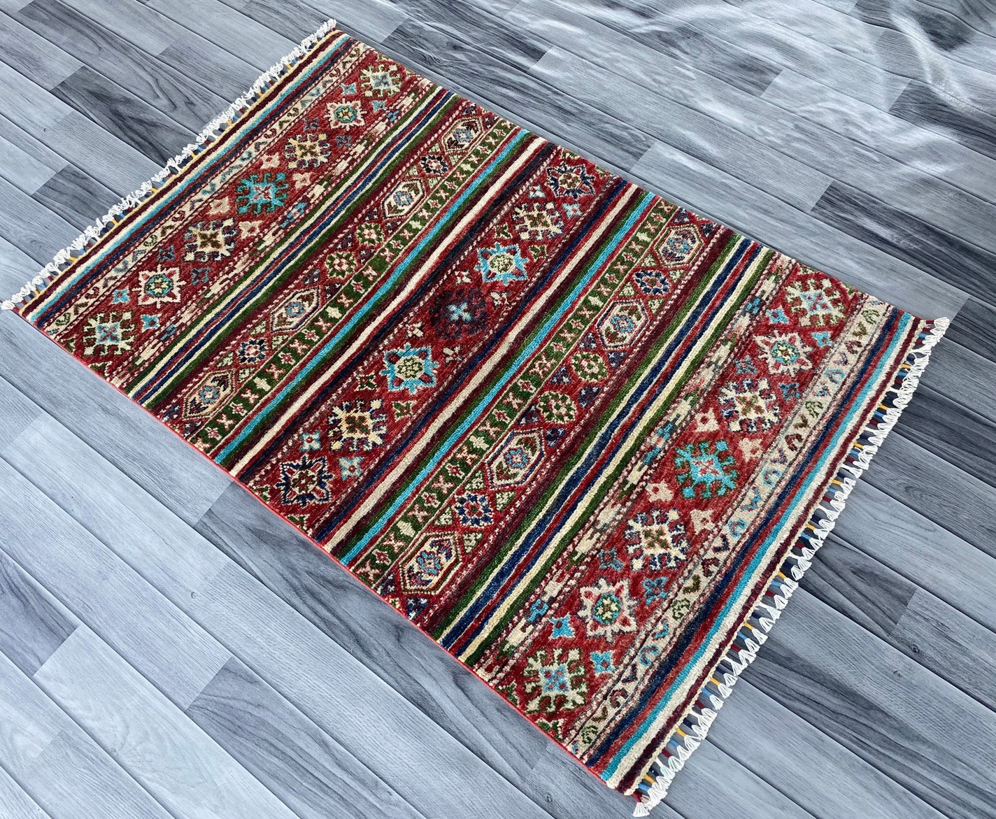 Handmade Fine Quality Chobi Wool Rug ( 128 CM x 85 CM ) SS#61