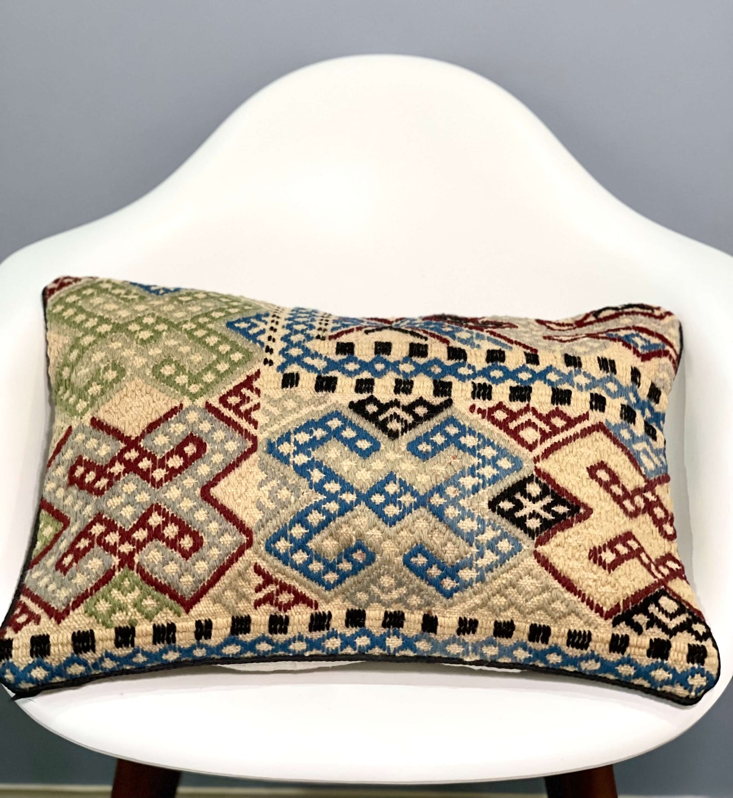 Kuchi Design Cushion 55 cm x 35 cm (Traditional) AF#117