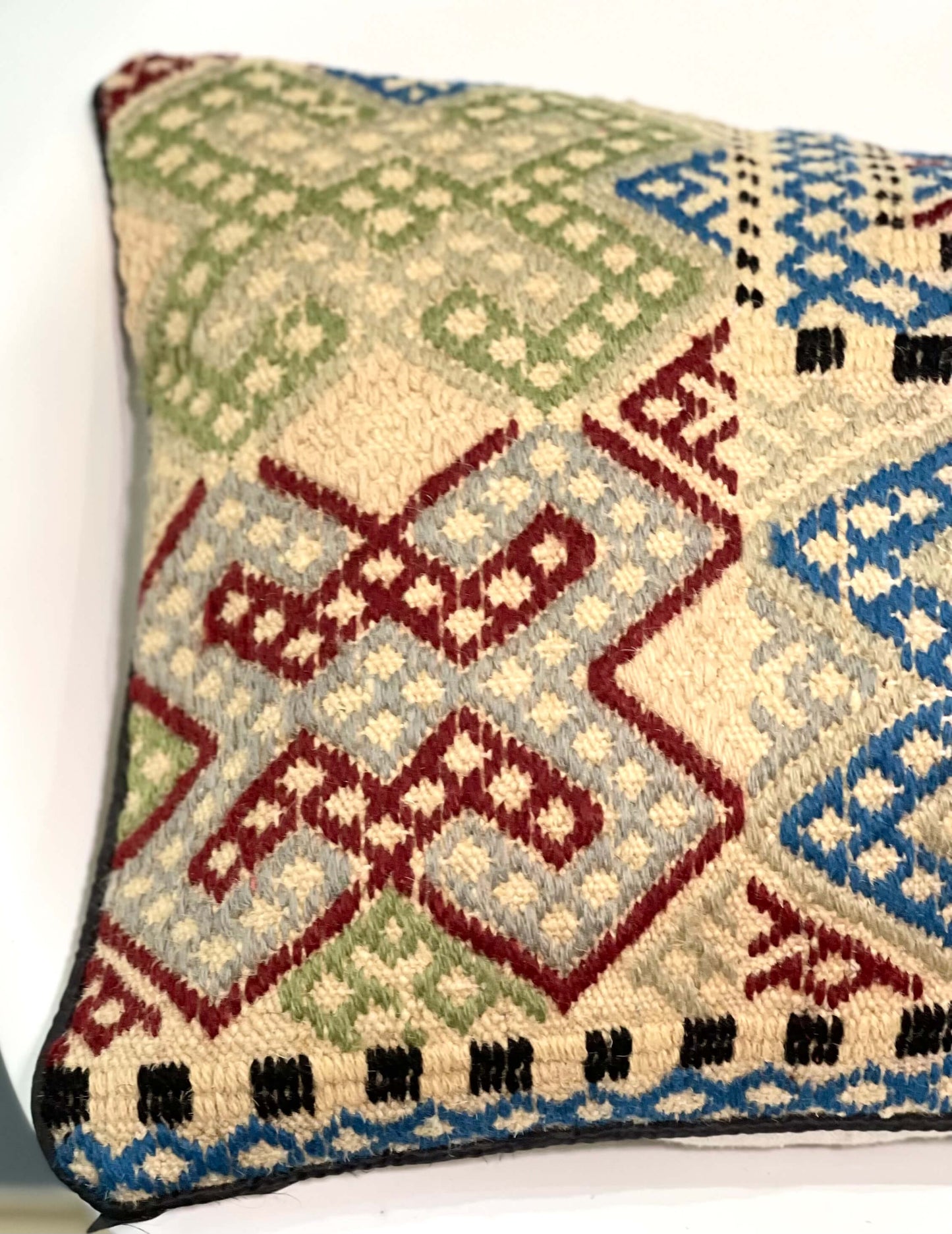 Kuchi Design Cushion 55 cm x 35 cm (Traditional) AF#117