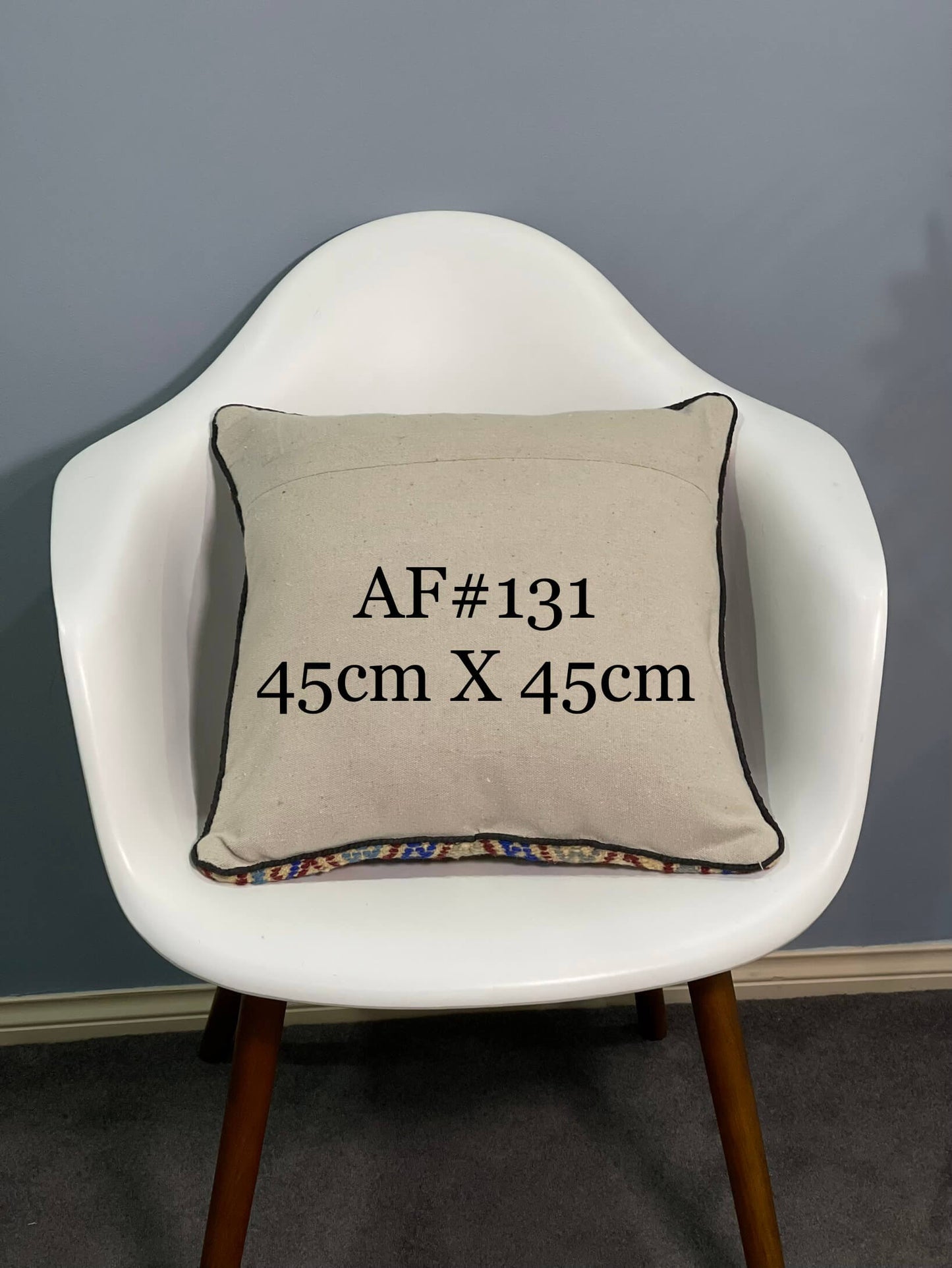 Kuchi Design Cushion 45 cm x 45 cm (Traditional) AF#130