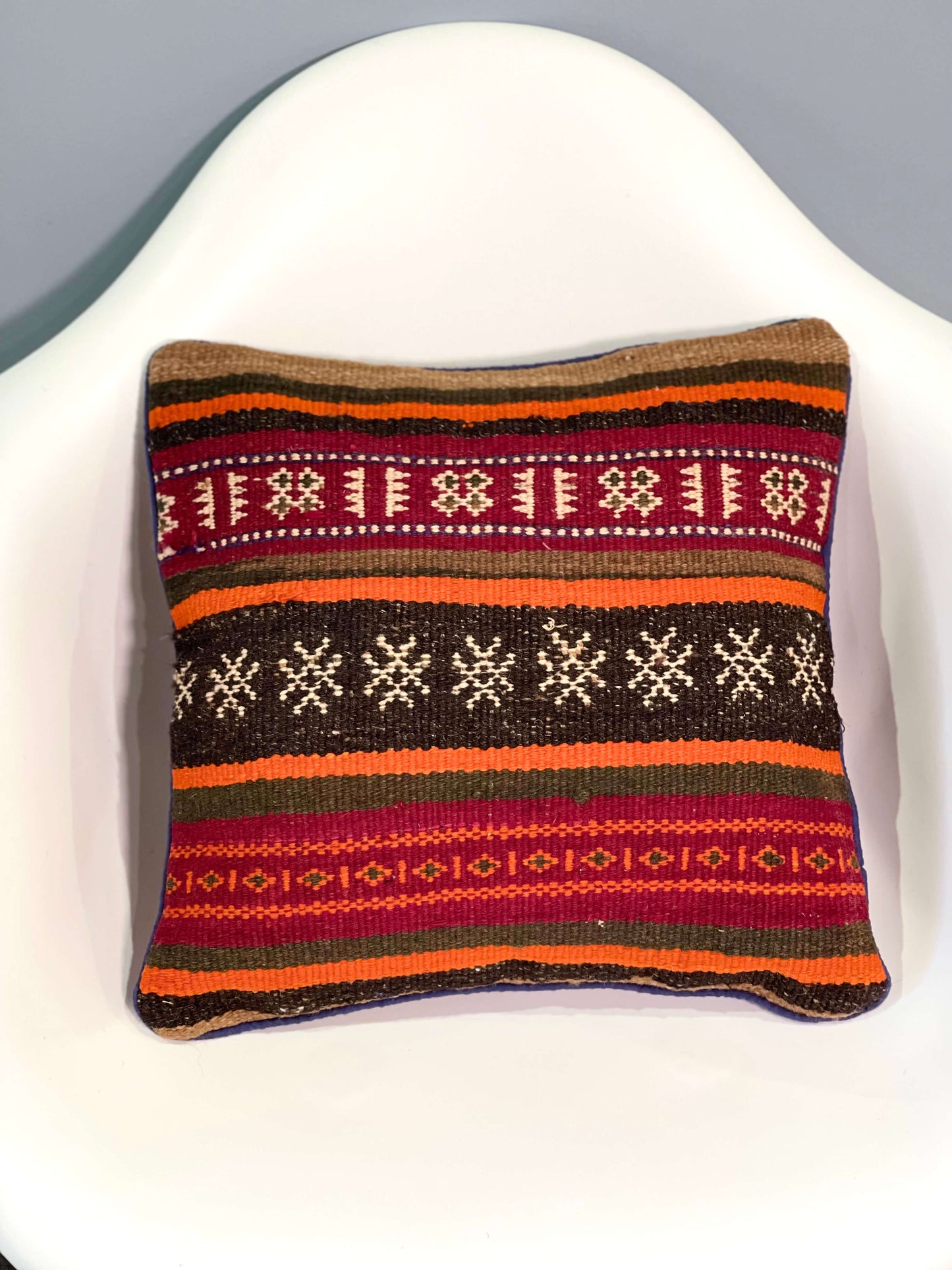 Traditional Afghan Cushion 40 cm x 40 cm (Traditional) AF#139