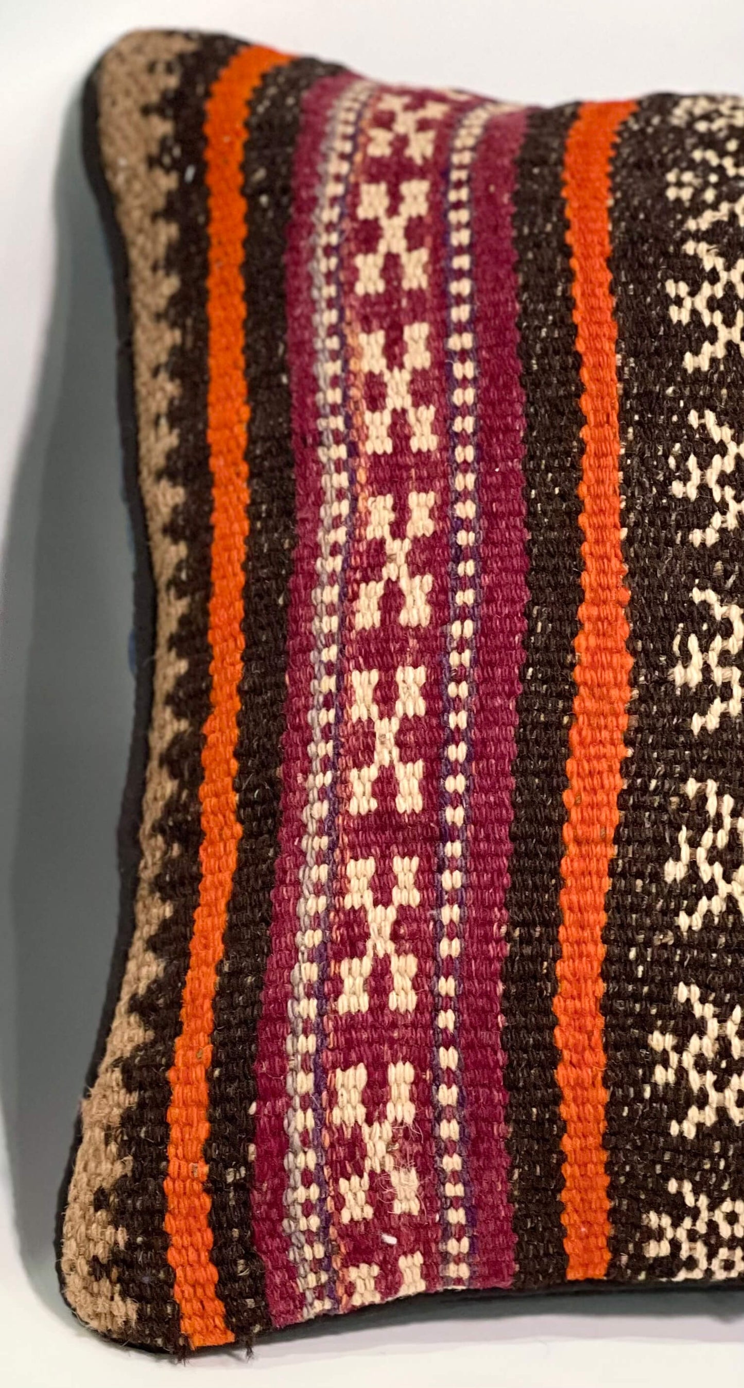 Traditional Cushion Cover 40cm X 40cm AF#155