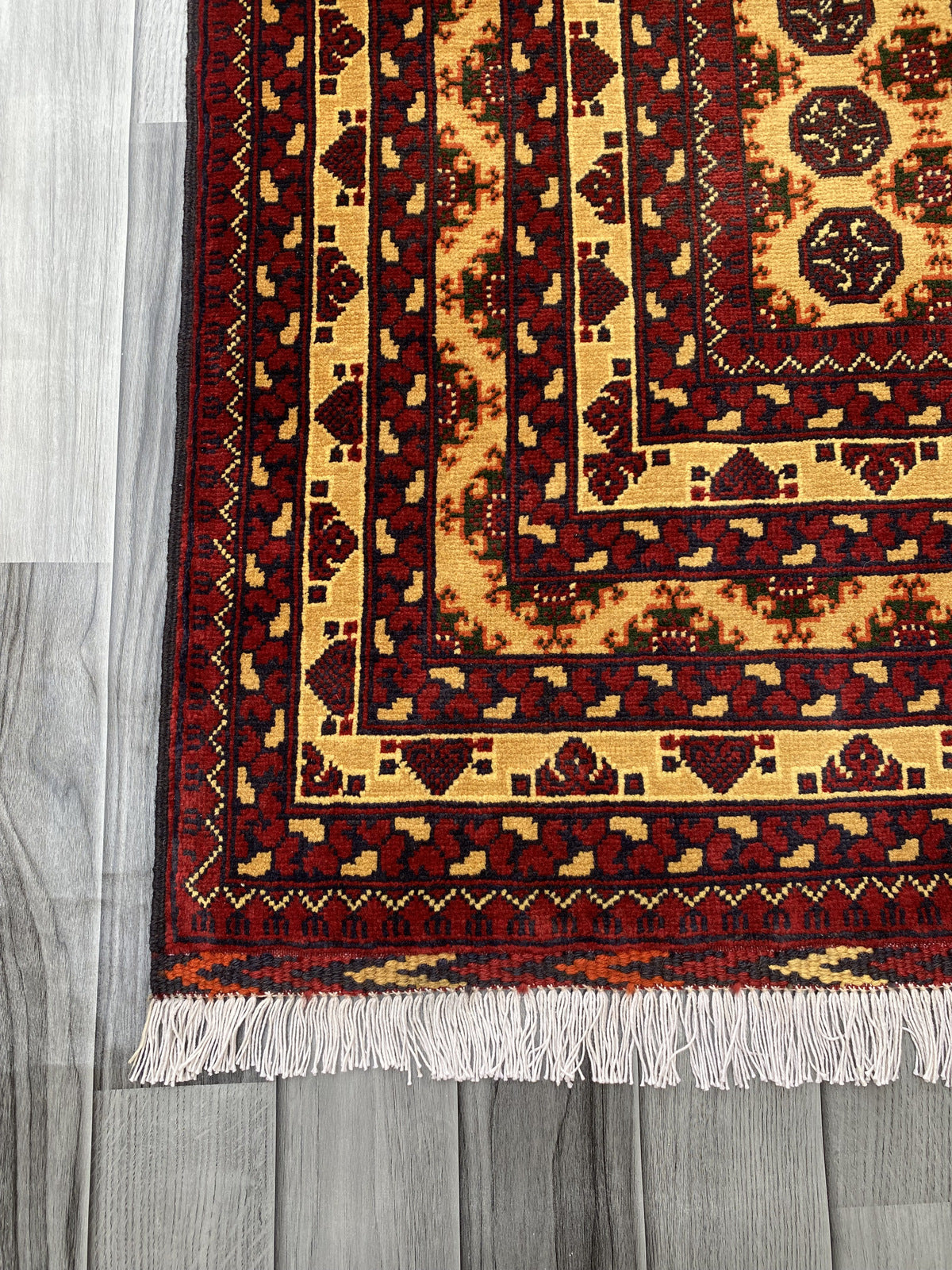 Hand Woven Traditional Rug | 195 CM x 145 CM KSM # 2600