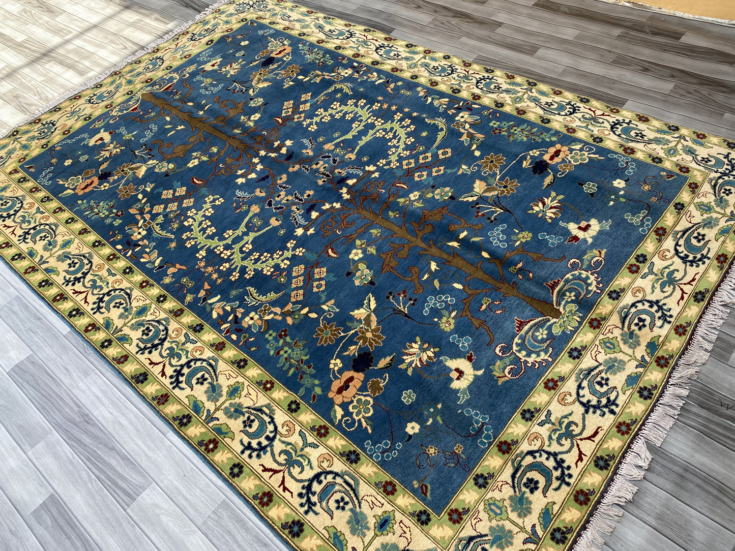 Hand Woven Traditional Rug | 290 CM x 201 CM KSM # 1399