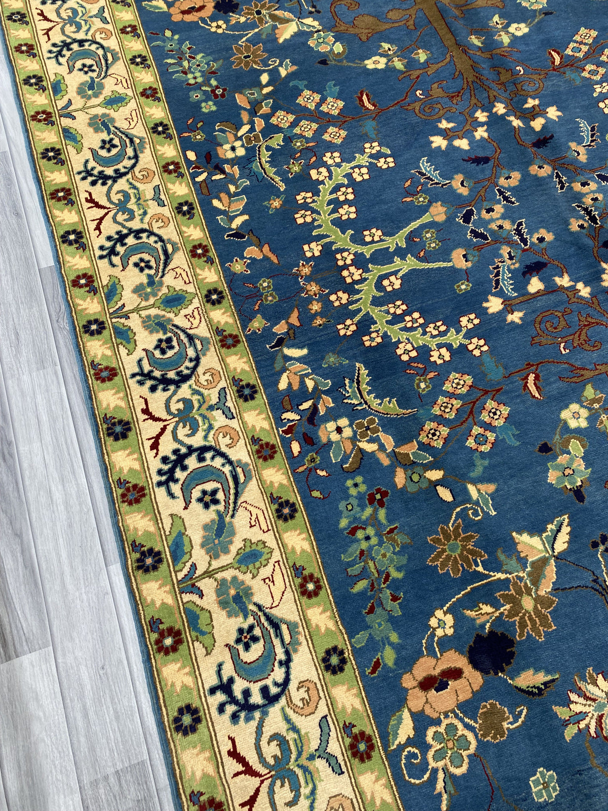 Hand Woven Traditional Rug | 290 CM x 201 CM KSM # 1399