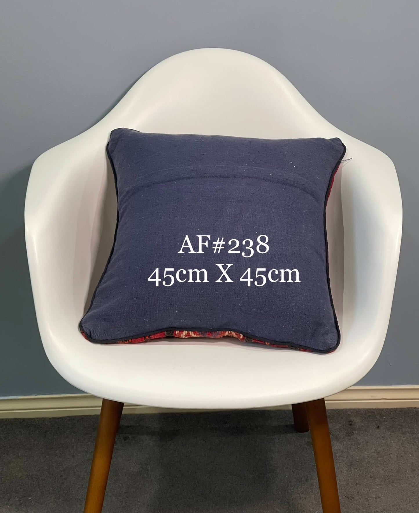 Traditional Cushion Cover 45cm X 45cm AF#238