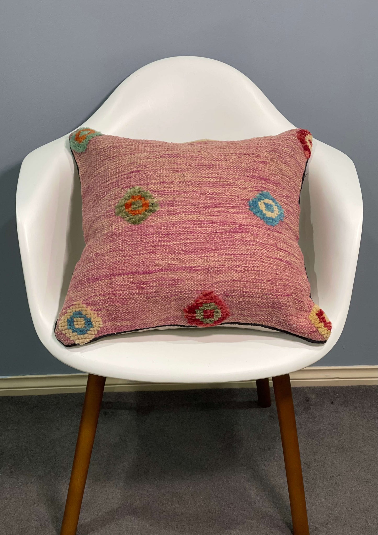 Modern Cushion cover 50cm X 50cm AF#244