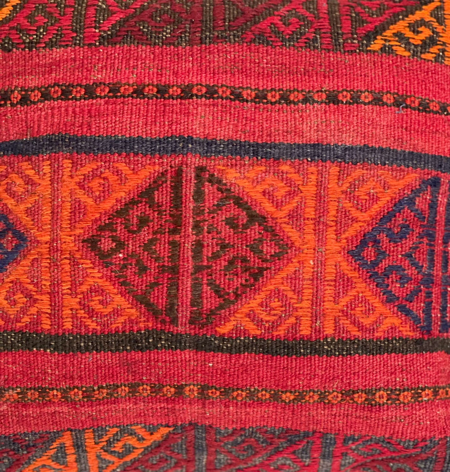 Traditional Cushion Cover 45cm X 45cm AF#249