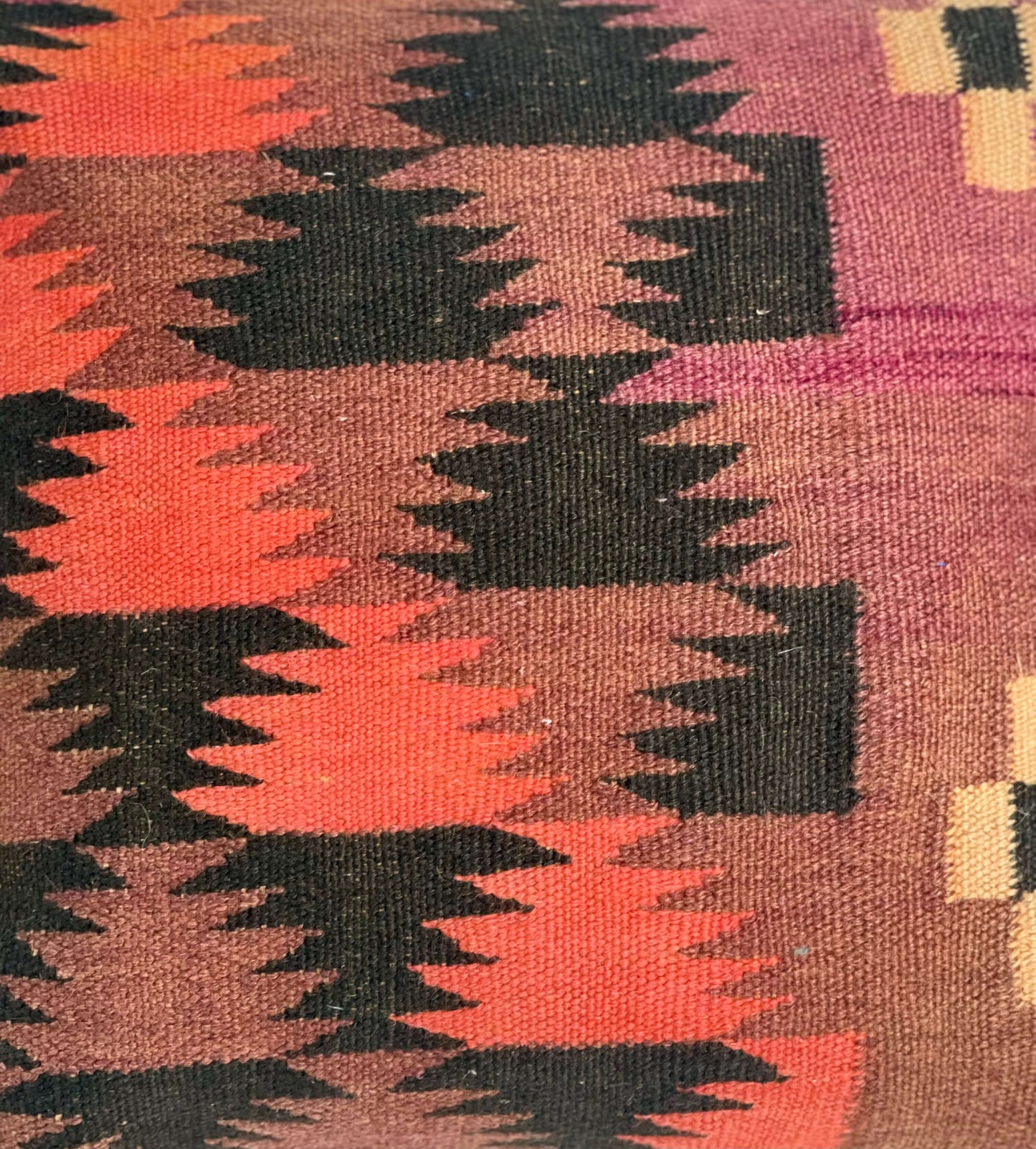 Traditional Cushion cover 45cm X 45cm AF#254