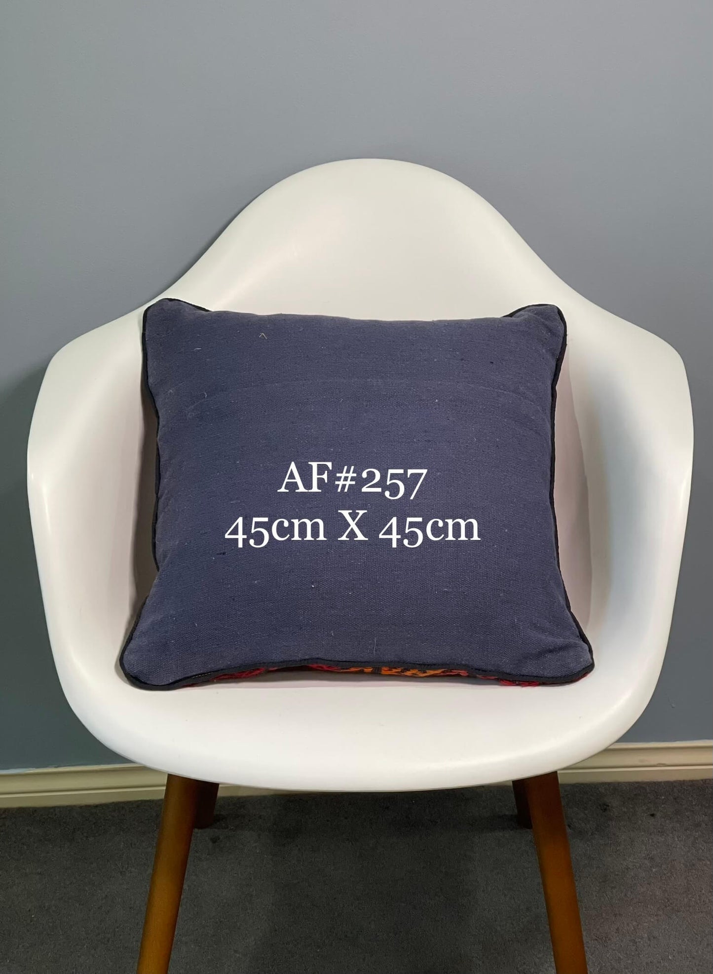 Traditional Cushion cover 45cm X 45cm AF#257