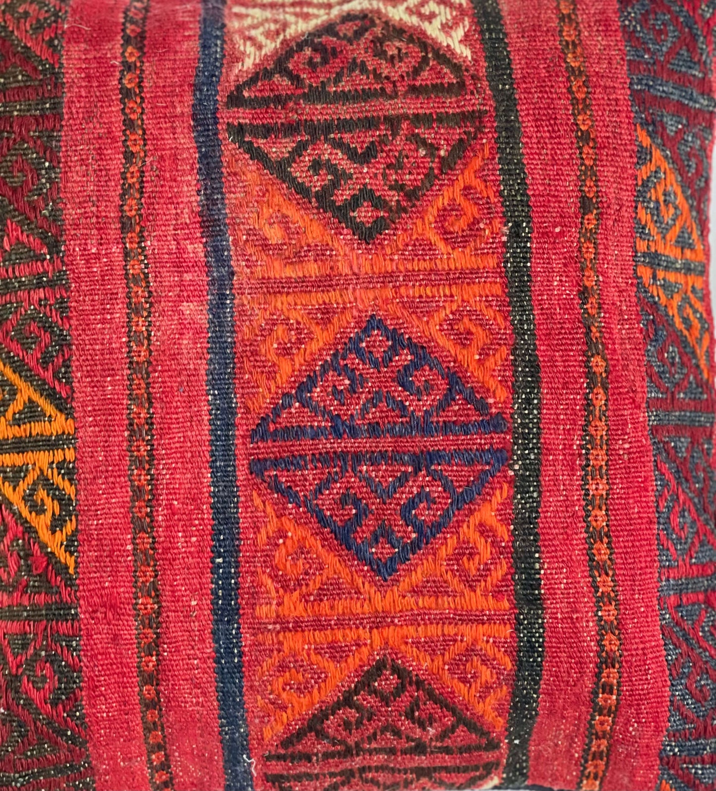 Traditional Cushion cover 45cm X 45cm AF#259