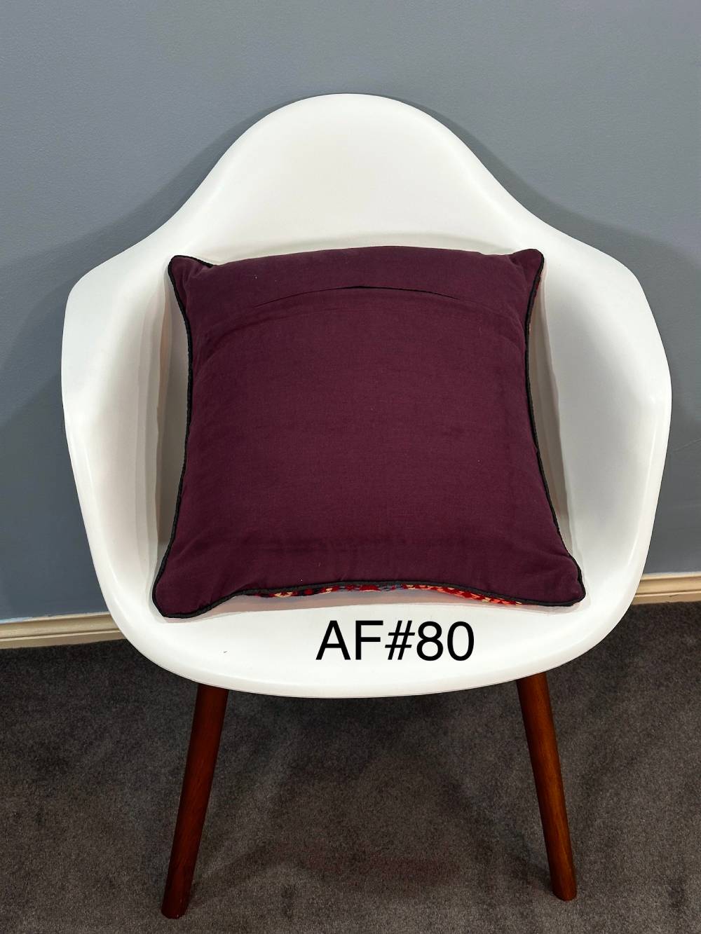 Kuchi Design Cushion 45 cm x 45 cm (Traditional) AF#80