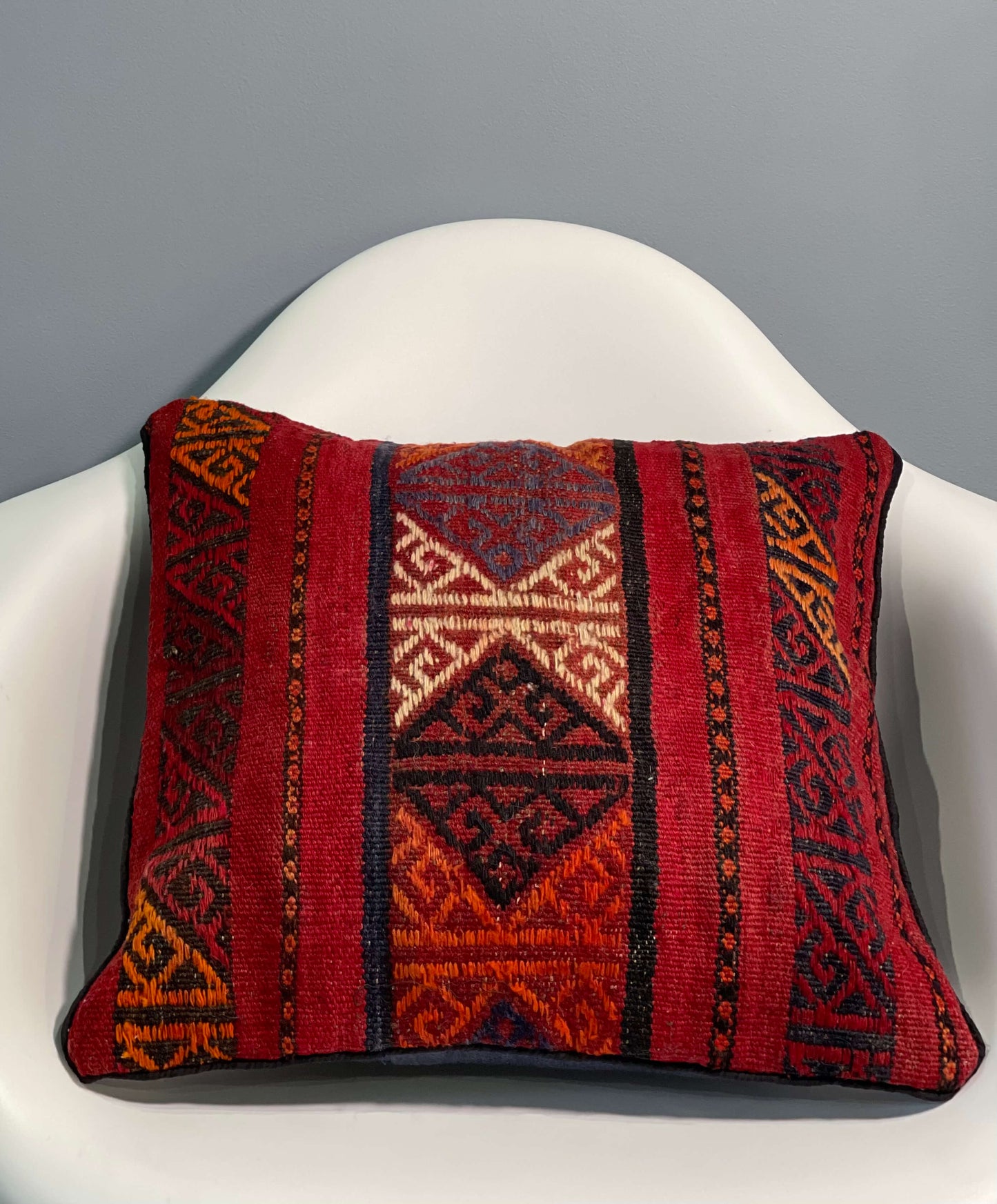 Traditional Cushion cover 45cm X 45cm AF#272
