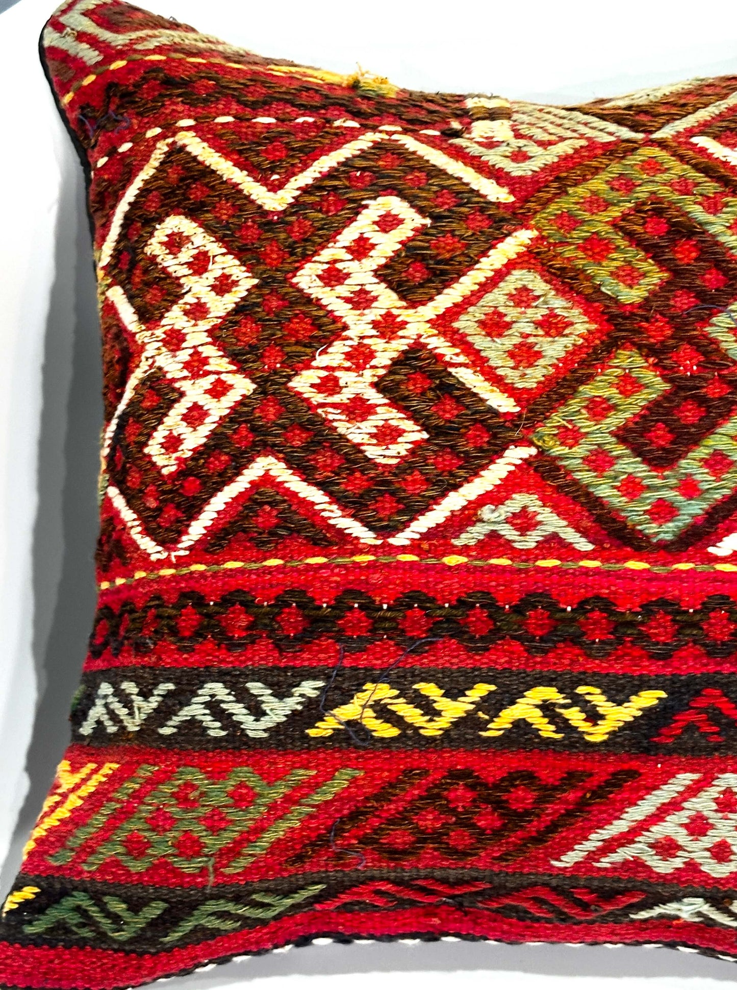 Kuchi Design Cushion 45 cm x 45 cm (Traditional) AF#86