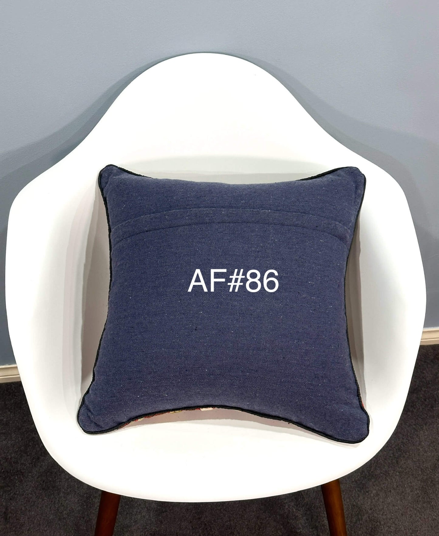 Kuchi Design Cushion 45 cm x 45 cm (Traditional) AF#86