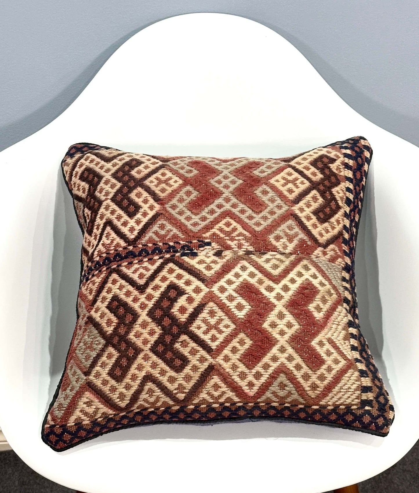 Kuchi Design Cushion 45 cm x 45 cm (Traditional) AF#90