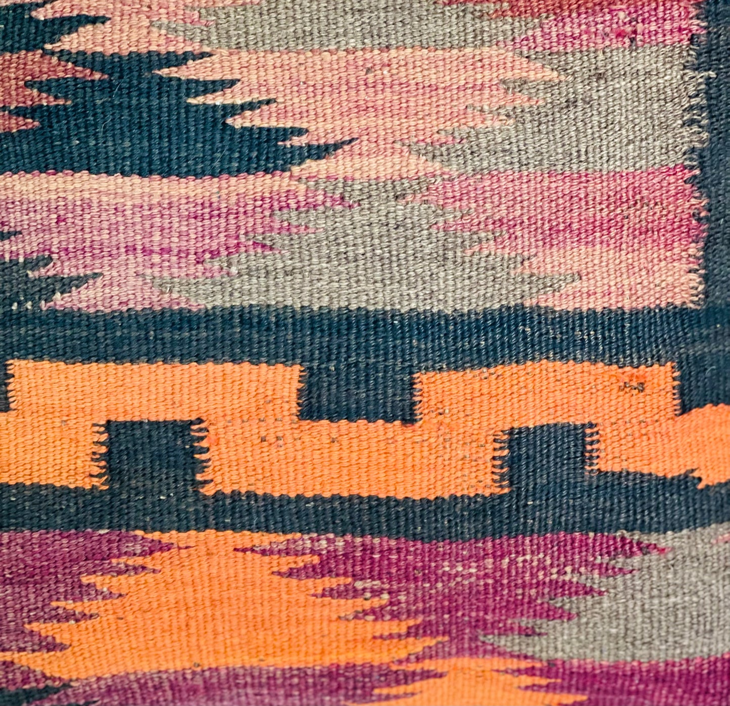 Traditional Cushion Cover 40cm X 40cm AF#283