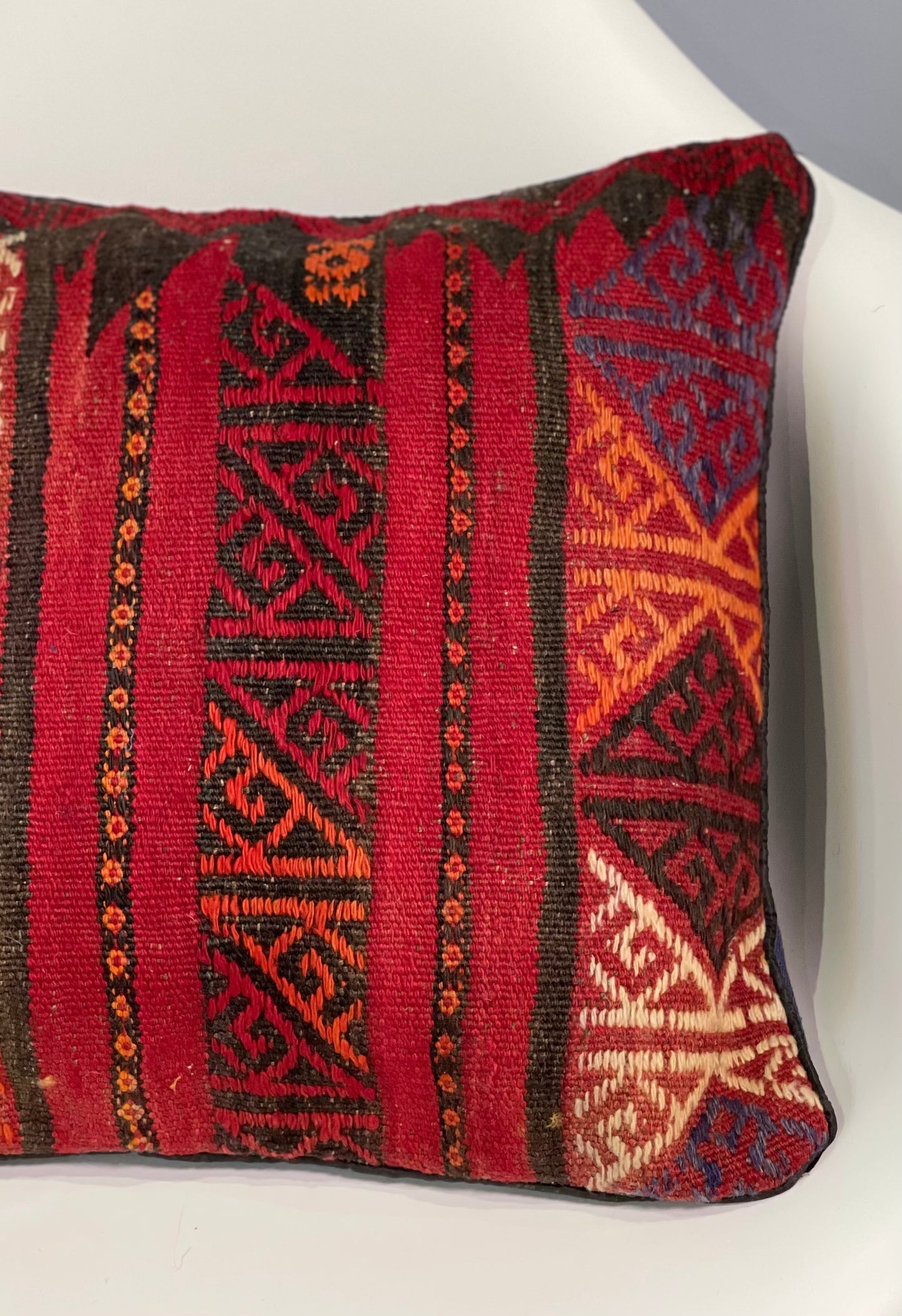 Traditional Cushion Cover 45cm X 45cm AF#286