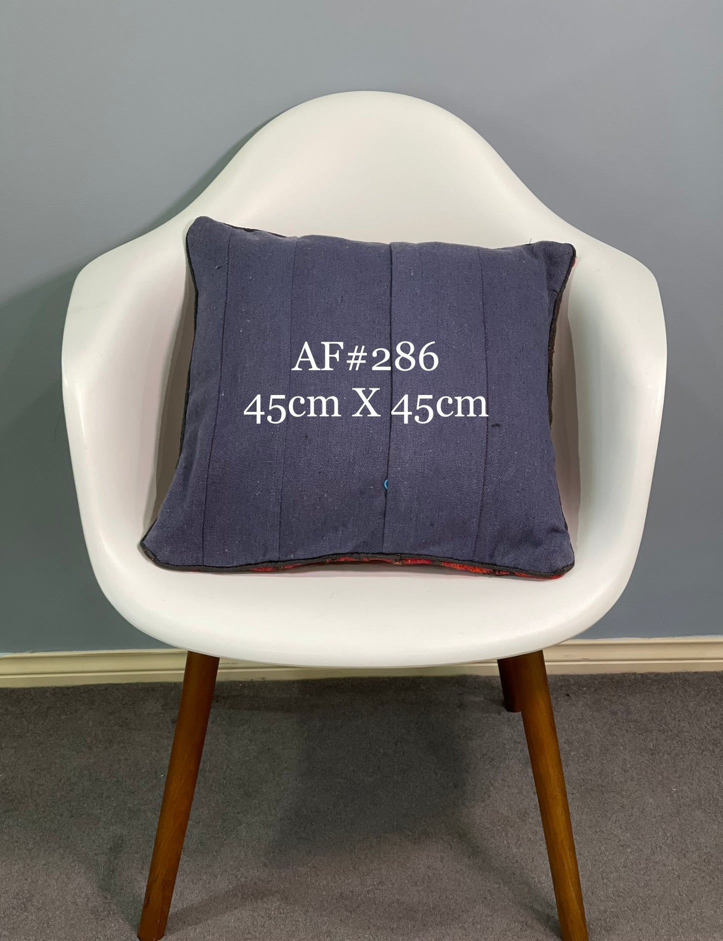 Traditional Cushion Cover 45cm X 45cm AF#286