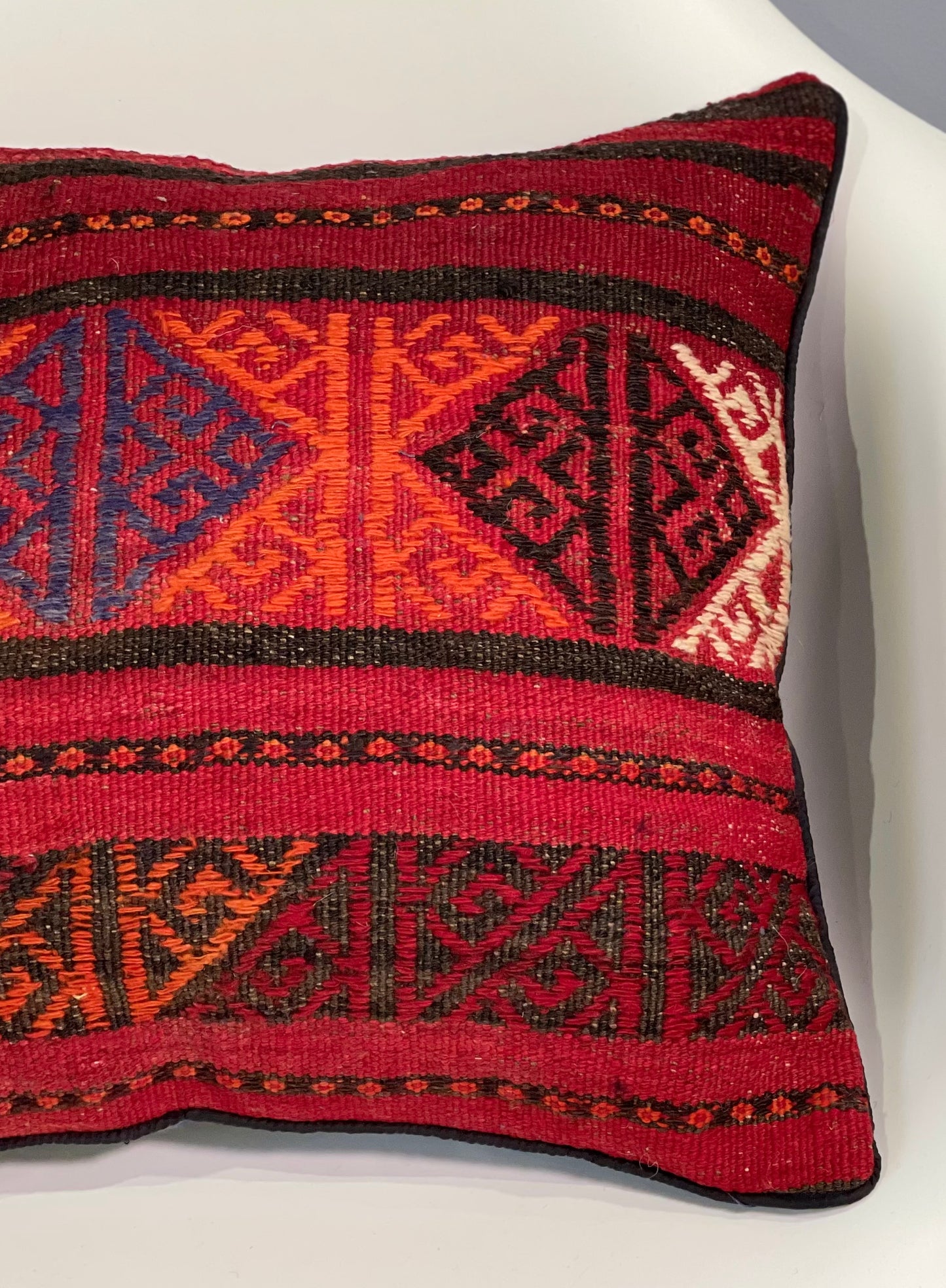 Traditional Cushion Cover 45cm X 45cm AF#288