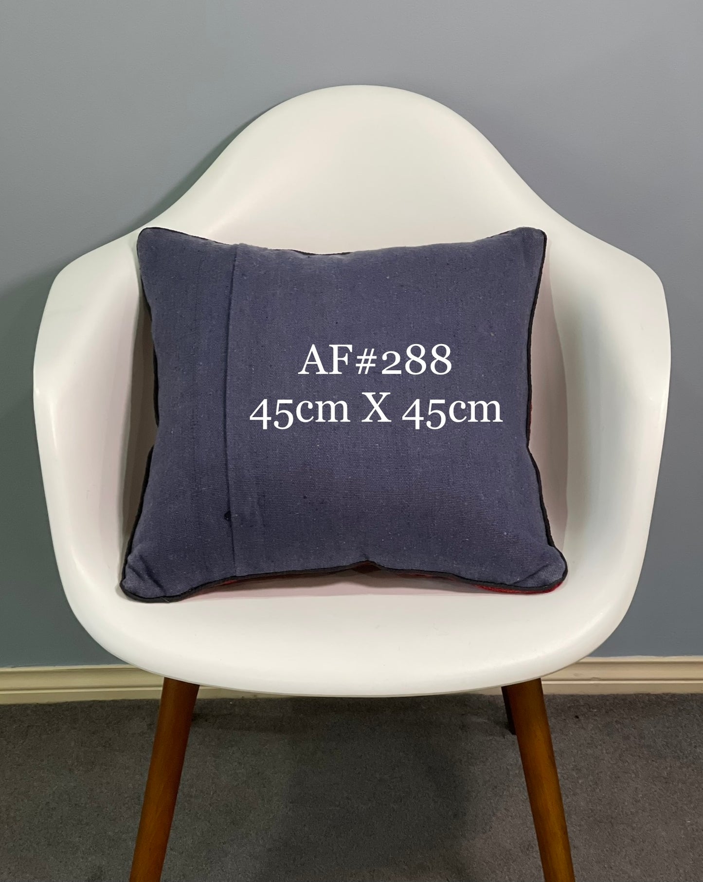 Traditional Cushion Cover 45cm X 45cm AF#288