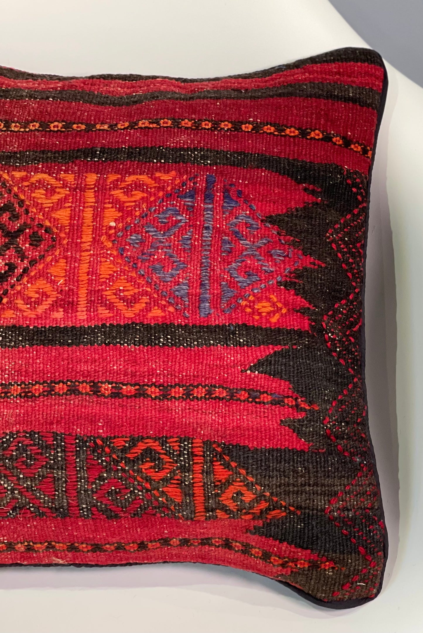 Traditional Cushion Cover 45cm X 45cm AF#289