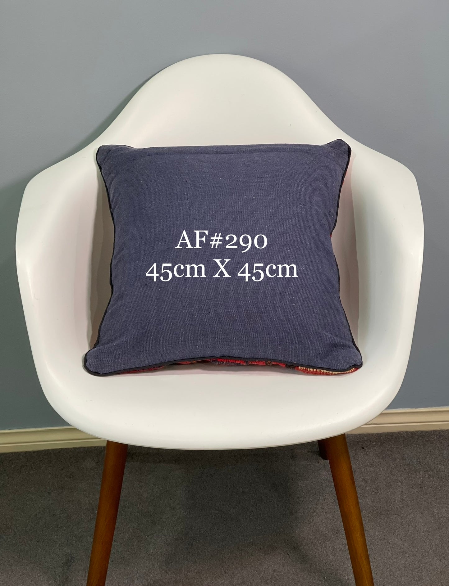 Traditional Cushion Cover 45cm X 45cm AF#290