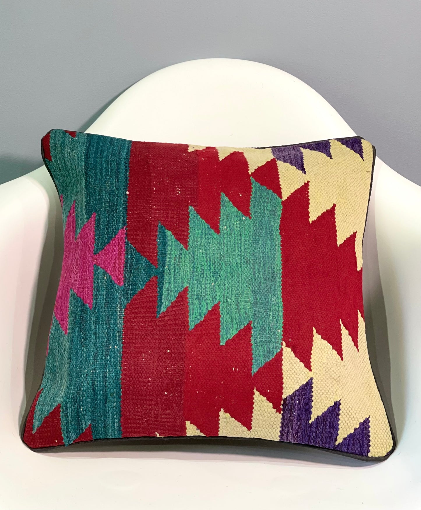 Handmade Traditional Cushion Cover 40 CM x 40 CM AF#305