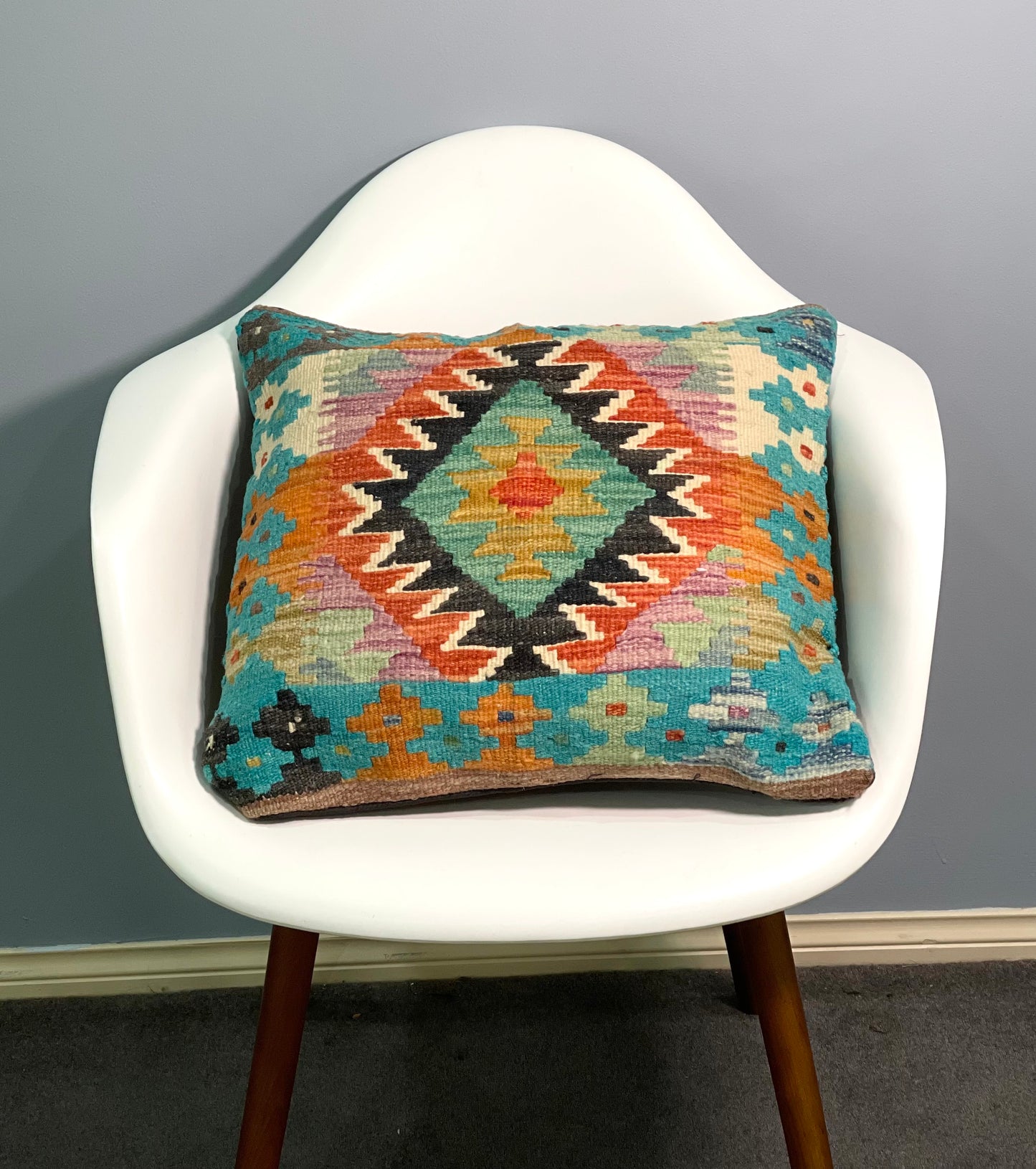 Chobi Cushion Cover 50 CM X 50 CM( AF#332)