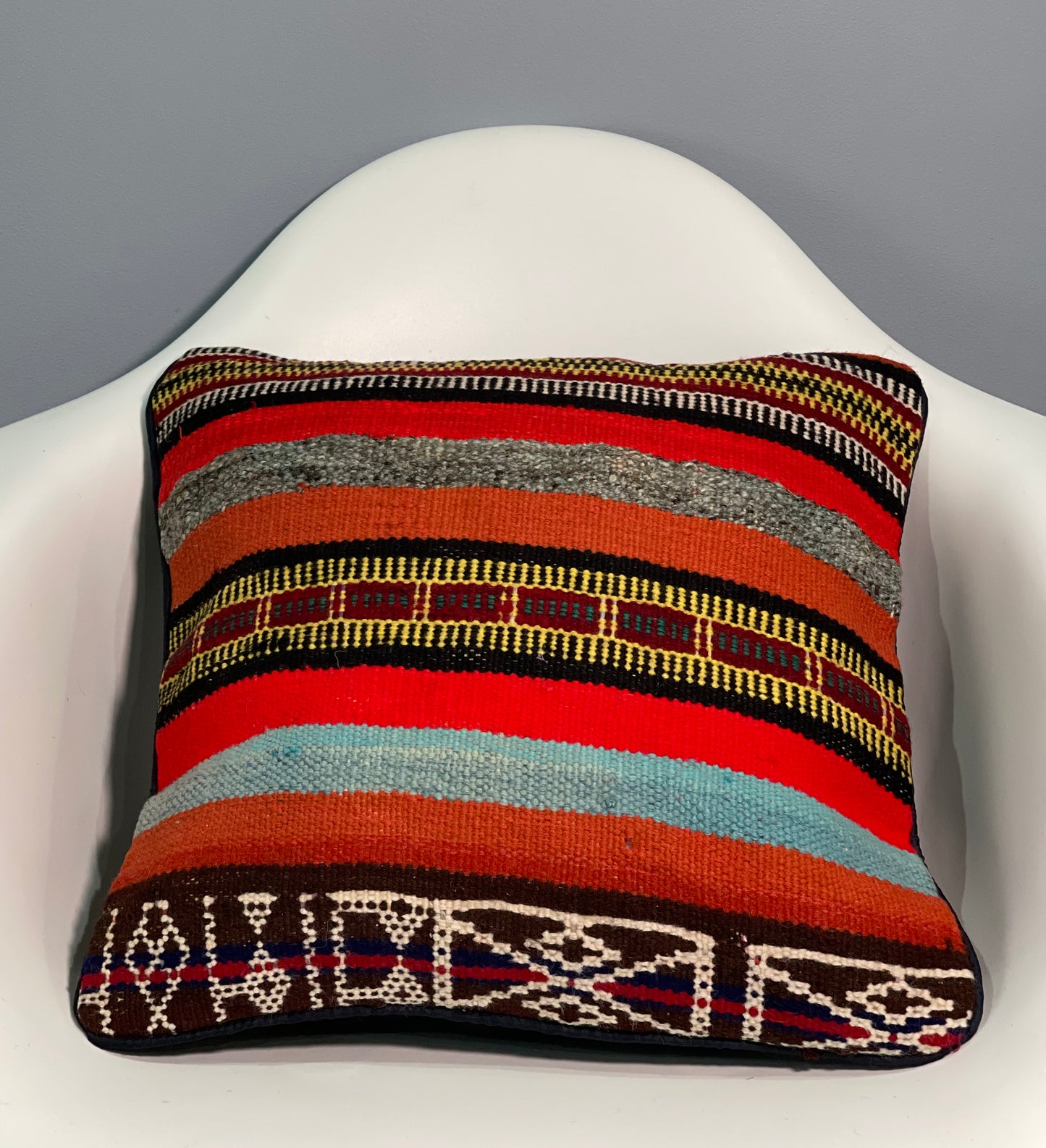 Traditional Cushion Cover 50cm X 50cm AF#339
