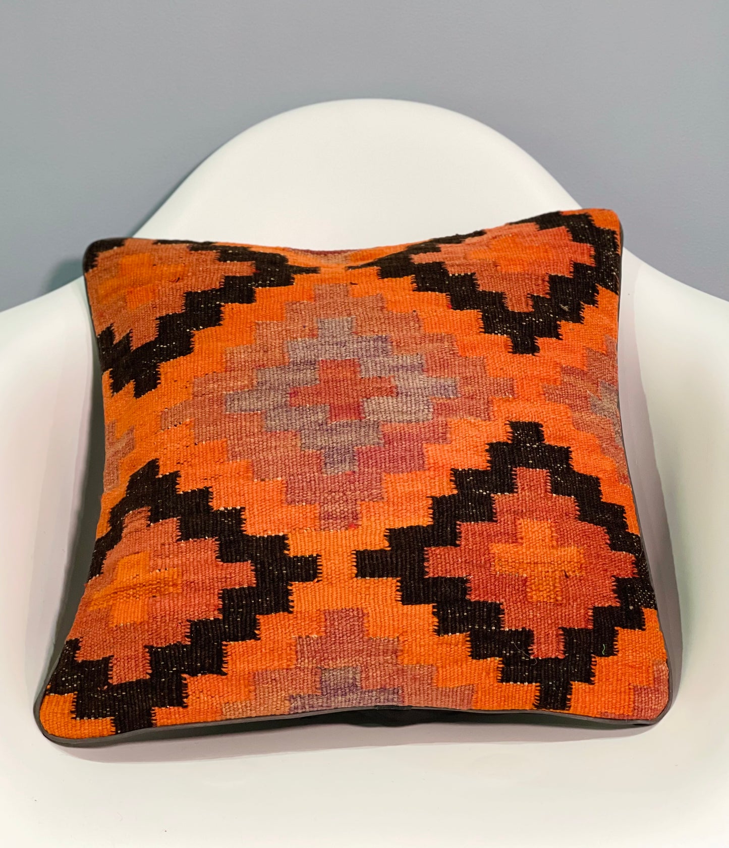 Traditional Cushion Cover 45cm X 45cm AF#347