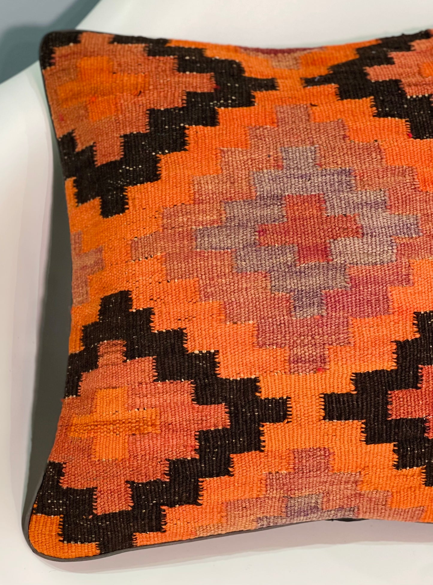 Traditional Cushion Cover 45cm X 45cm AF#347