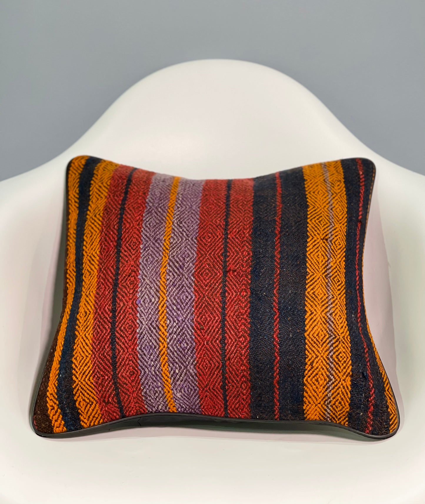 Traditional Cushion Cover 40cm X 40cm AF#348