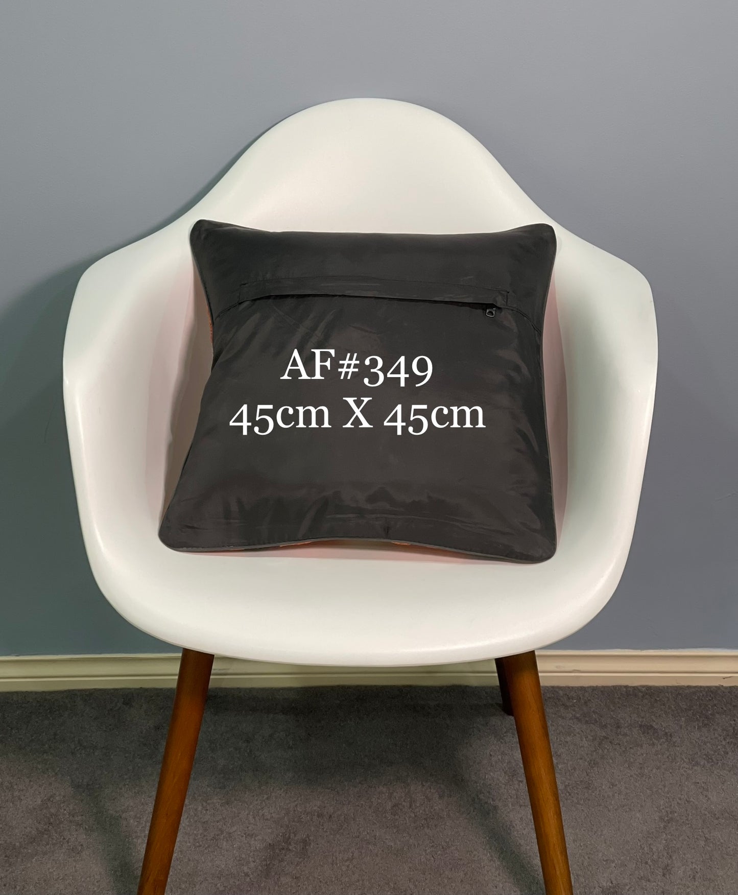 Traditional Cushion Cover 45cm X 45cm AF#349