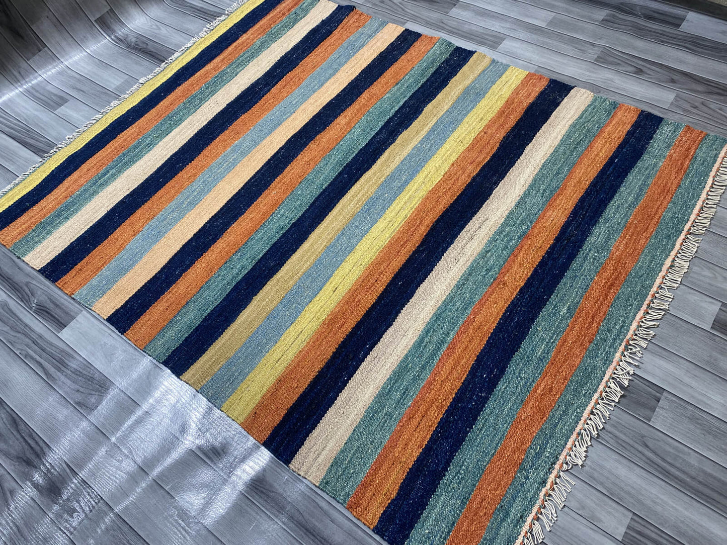 Handmade Flat Weave Kilim Rug ( 185CM x 147 CM ) SK#1030