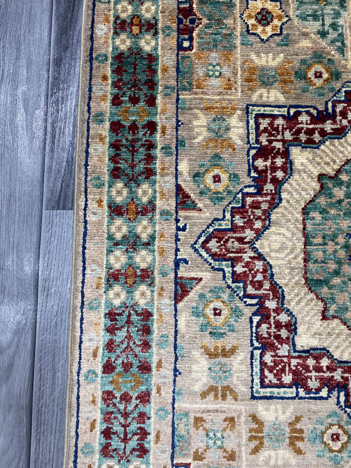 Handmade Fine Quality Chobi Wool Rug ( 120 CM x 77 CM ) SK#1033