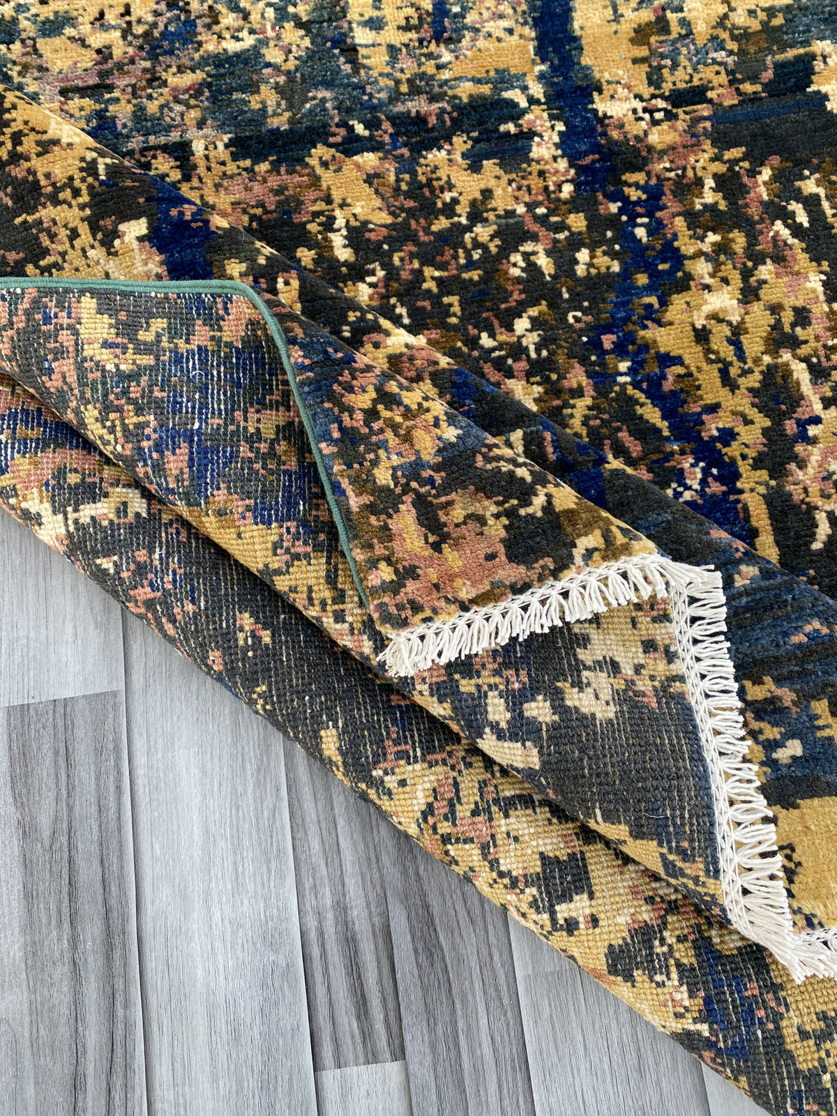 Hand Knotted Modern Wool Rug | 188 CM x 129 CM KS#498