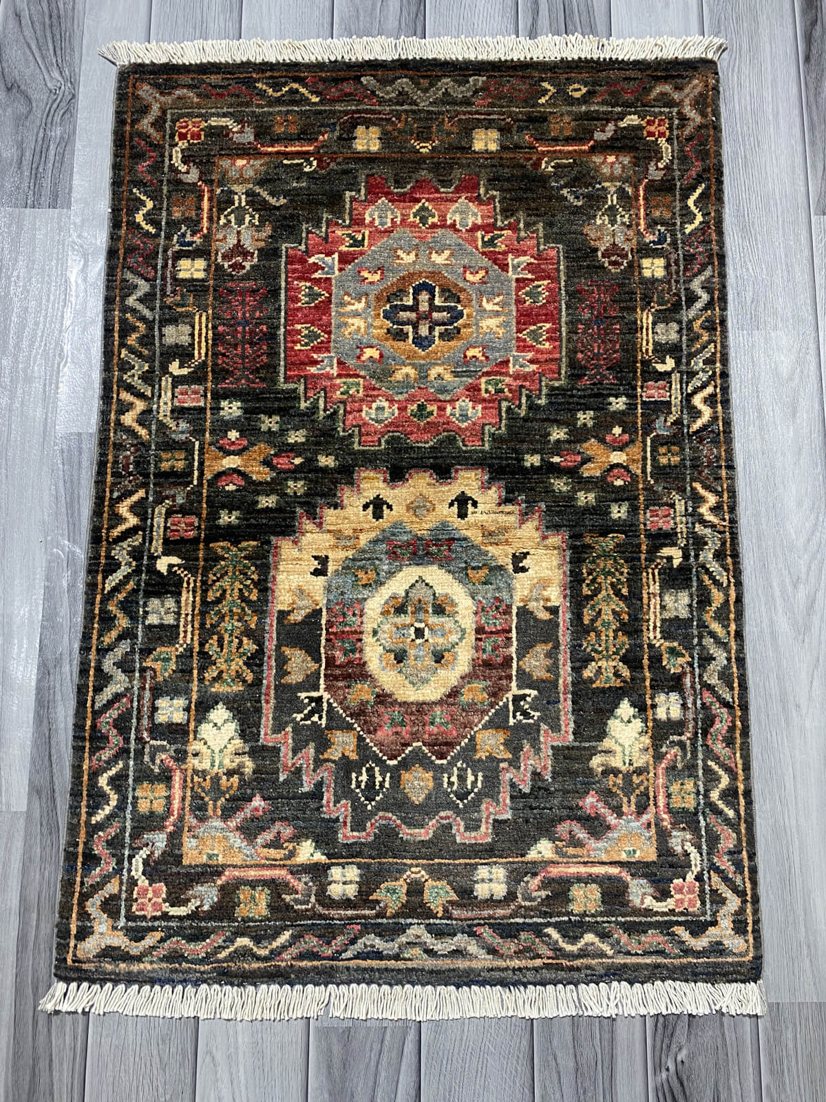 Handmade Fine Quality Chobi Wool Rug (91 CM x 62 CM ) SK#1044