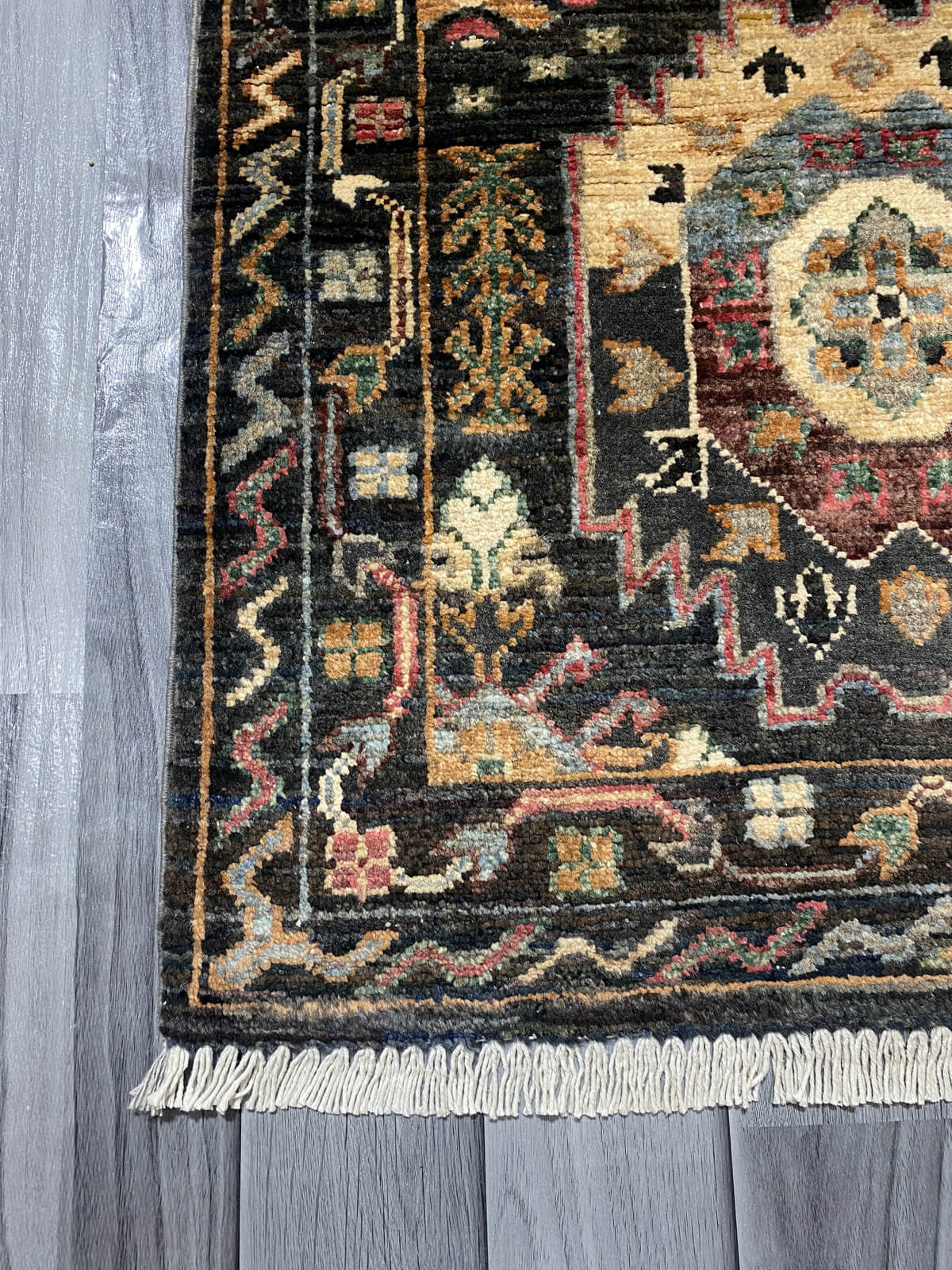 Handmade Fine Quality Chobi Wool Rug (91 CM x 62 CM ) SK#1044
