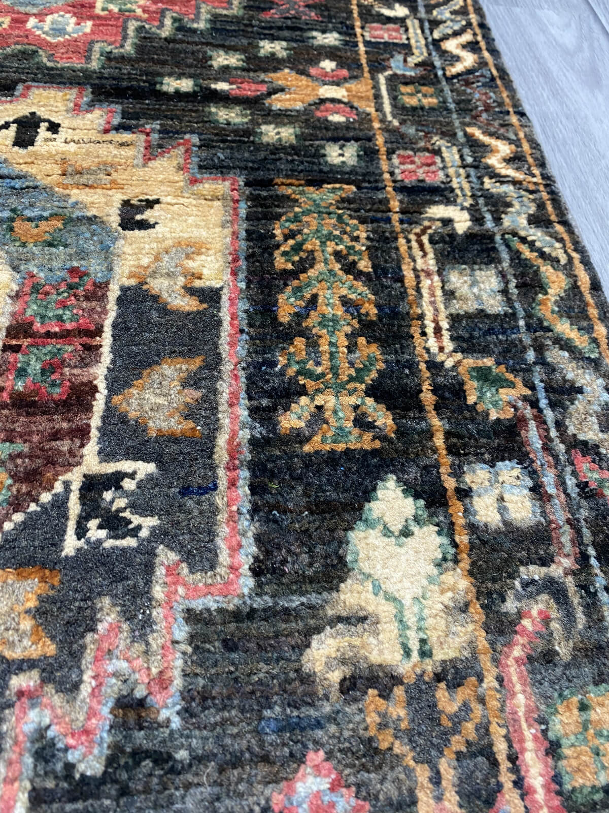 Handmade Fine Quality Chobi Wool Rug (91 CM x 62 CM ) SK#1044