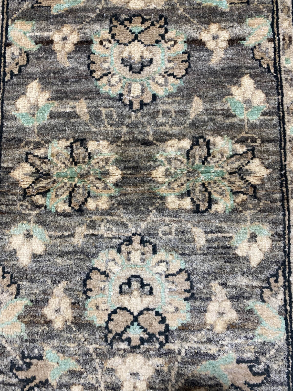 Handmade Chobi Rug ( 92 CM x 58 CM ) SK#1050