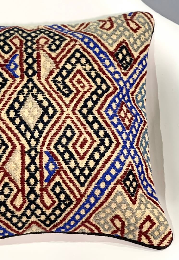 Kuchi Design Cushion 45 cm x 45 cm (Traditional) AF#130