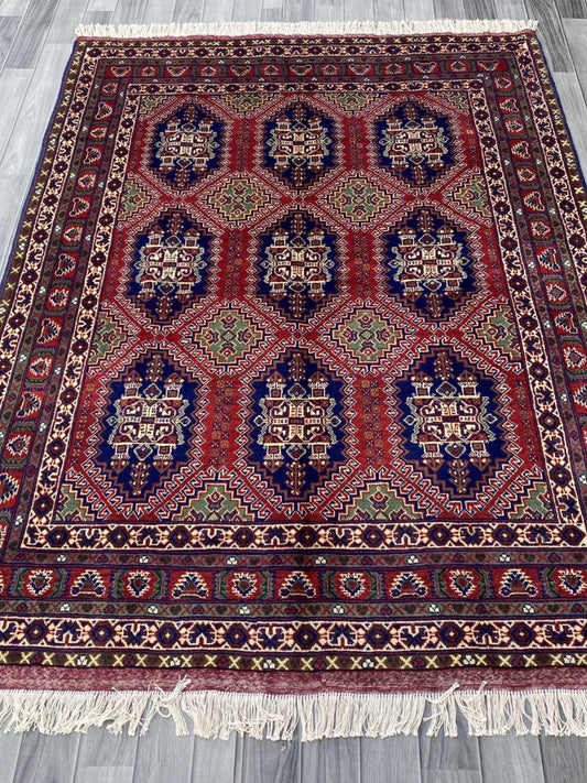Handmade Traditional Wool Rug 195 cm x 150 cm SK#1129