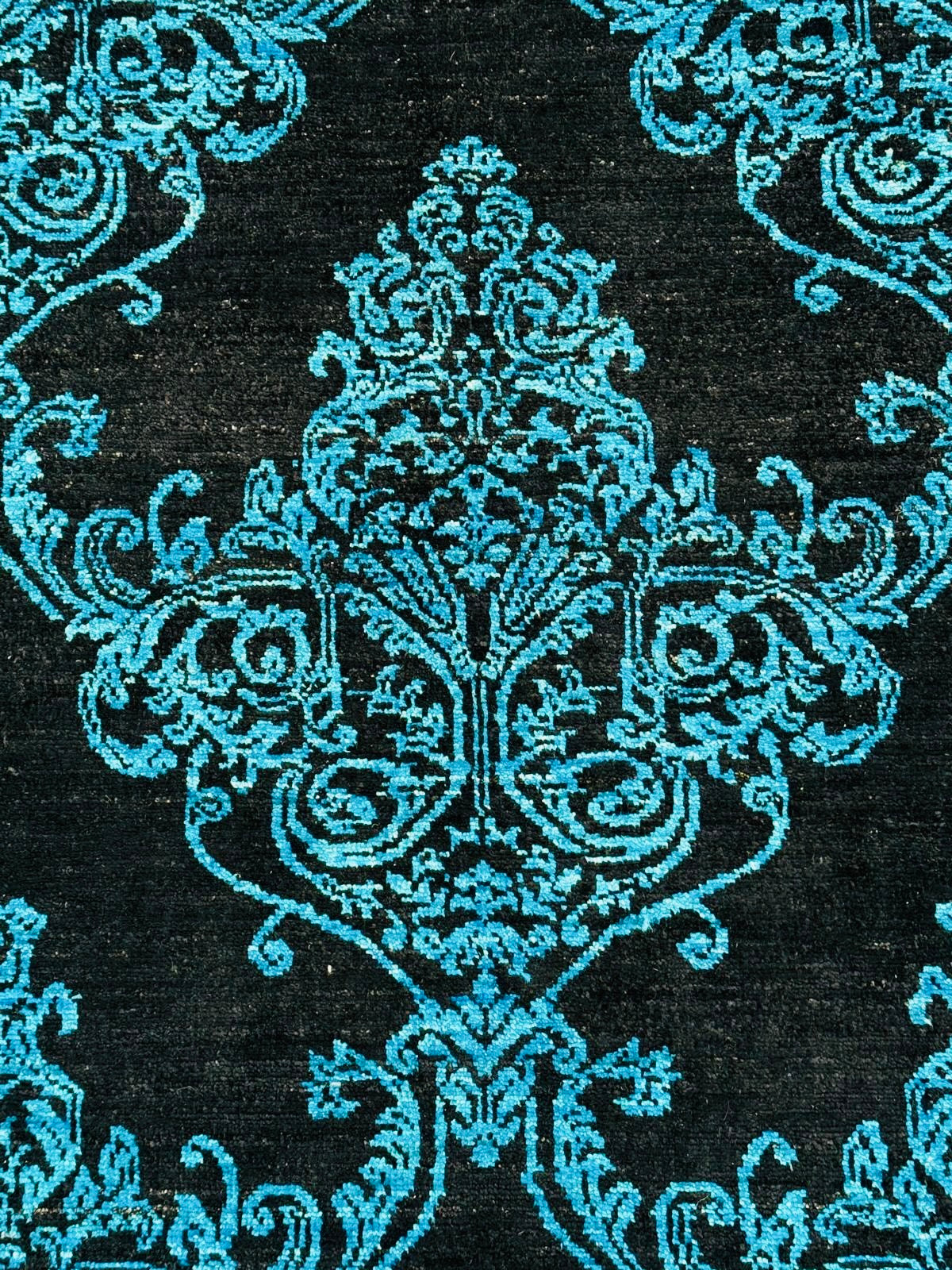 Hand Knotted Modern Wool Rug  240 CM x 171 CM SK# 2027
