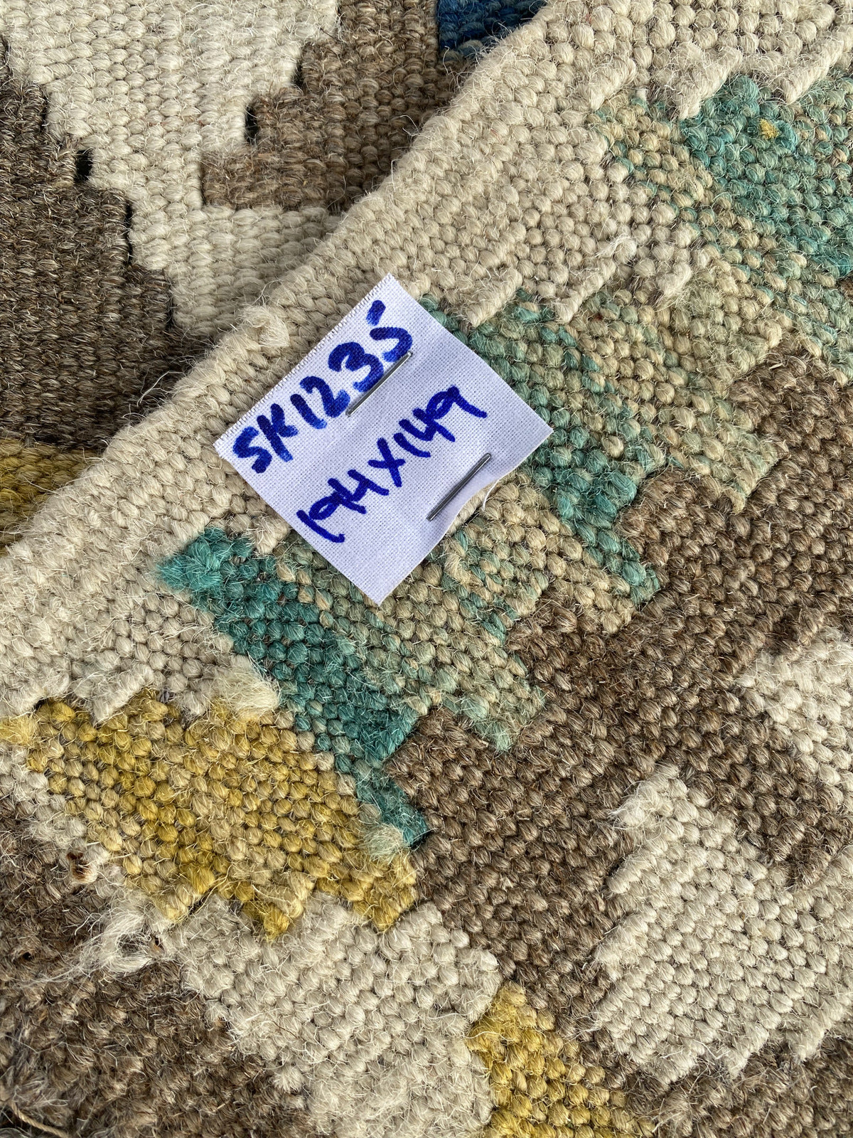 Handmade Afghan  Kilim Rug  194 CM x 149 CM  SK #1235