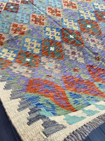 Handmade Flat Weave Kilim Rug ( 227 cm x 178 cm )
